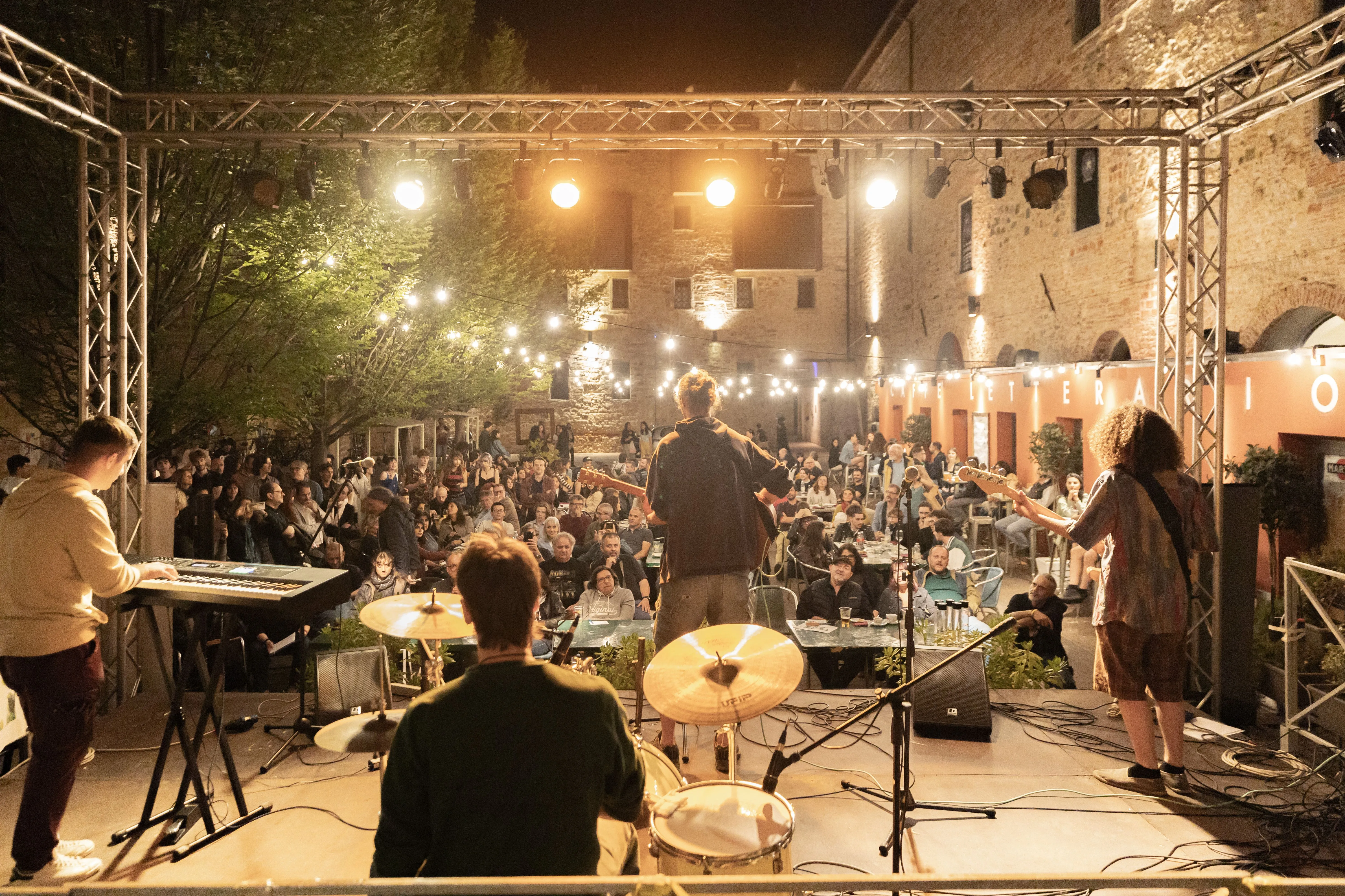 Chitarra Abbuopillonzi